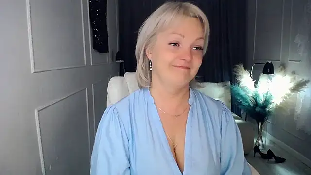 Juarnea online show from September 24, 2025, 1:39 pm