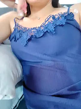 Snapshot of merlinaadams_ chatting on September 8, 2025, 4:39 pm merlinaadams online show from September 8, 2025, 4:39 pm