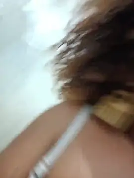 isabellehaynes online show from July 30, 2026, 7:35 pm
