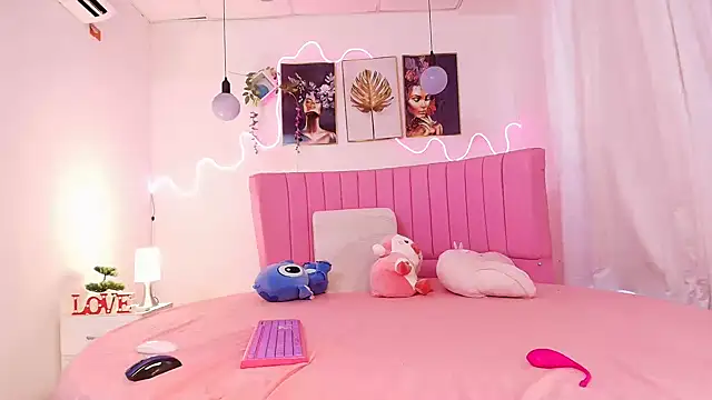 Snapshot of Azul_horney chatting on September 20, 2025, 10:26 pm Azul horney online show from September 20, 2025, 10:26 pm