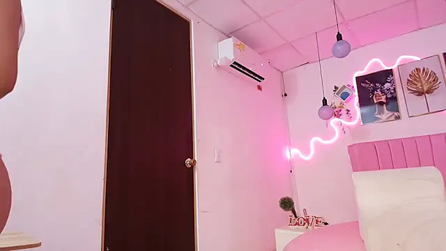 Snapshot of Azul_horney chatting on March 12, 2025, 11:22 pm Azul horney online show from March 12, 2025, 11:22 pm