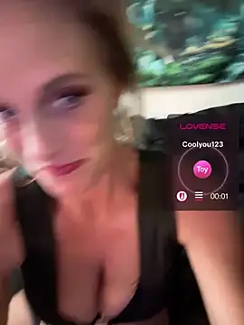 vixendoll87 online show from July 8, 2026, 1:41 am