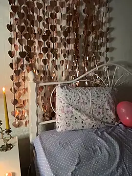 Snapshot of BeatriceTender chatting on February 11, 2026, 5:02 pm BeatriceTender online show from February 11, 2026, 5:02 pm