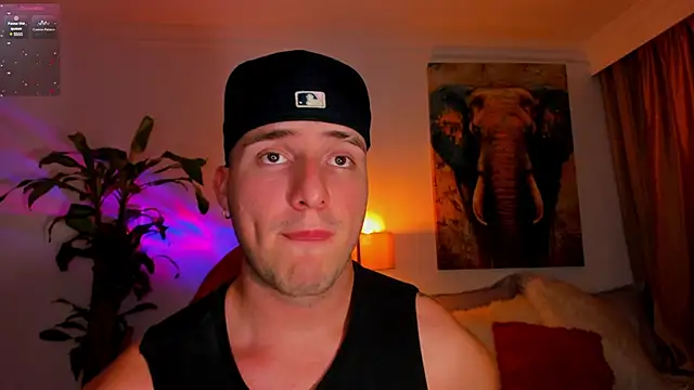 liam oficial02 online show from March 22, 2025, 6:11 am