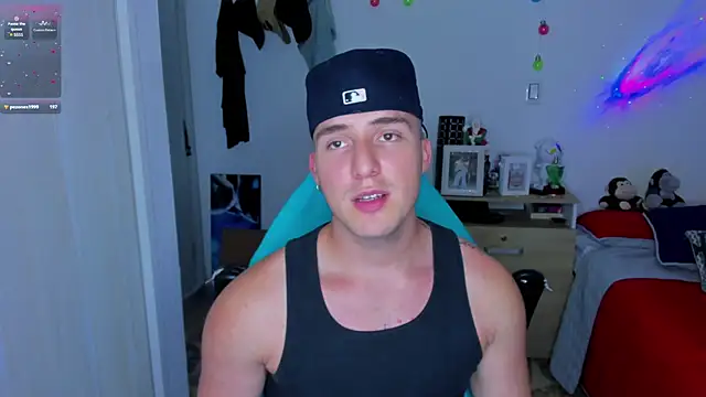 liam oficial02 online show from January 24, 2025, 6:35 am