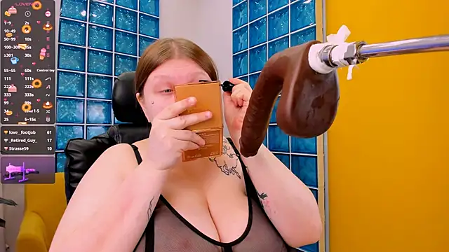 AuroraDemoni online show from March 11, 2025, 9:56 am