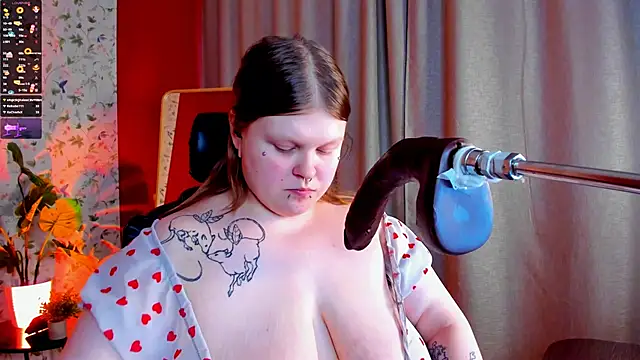 AuroraDemoni online show from March 4, 2025, 9:51 am