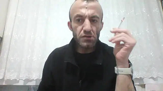 Snapshot of Aktorihann chatting on October 4, 2025, 2:35 am Aktorihann online show from October 4, 2025, 2:35 am