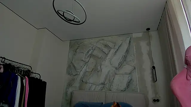 Patricia bloom online show from May 20, 2026, 2:19 am
