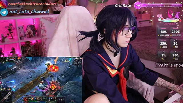 Snapshot of yourcutewaifu chatting on September 27, 2025, 9:43 pm yourcutewaifu online show from September 27, 2025, 9:43 pm