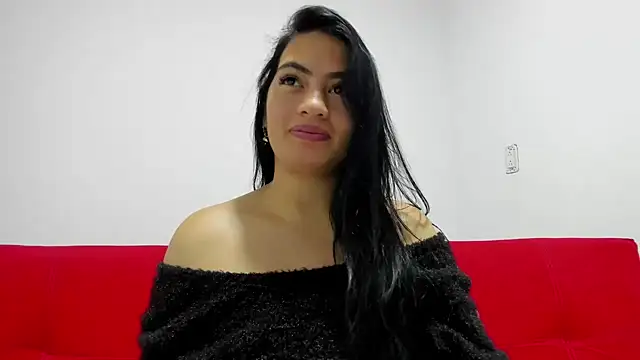 SamanthaBeke online show from May 18, 2026, 4:07 am