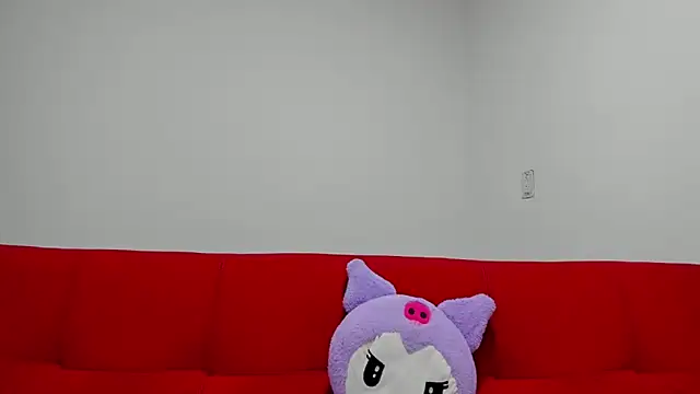 SamanthaBeke online show from May 21, 2026, 2:42 am