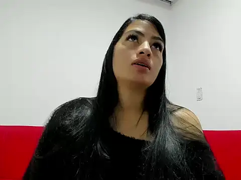 SamanthaBeke online show from May 6, 2026, 3:32 am