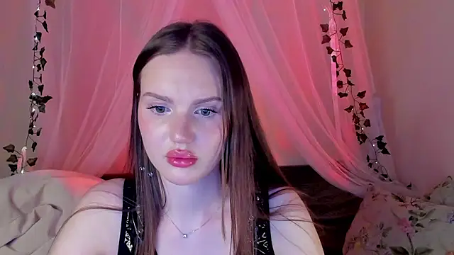 Snapshot of MishkaMe chatting on January 22, 2025, 9:21 pm MishkaMe online show from January 22, 2025, 9:21 pm