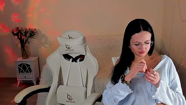 Snapshot of MishkaMe chatting on March 6, 2026, 3:29 pm MishkaMe online show from March 6, 2026, 3:29 pm