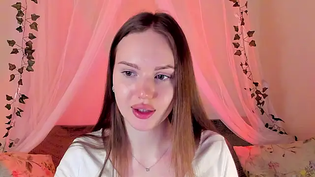 Snapshot of MishkaMe chatting on January 12, 2025, 4:29 pm MishkaMe online show from January 12, 2025, 4:29 pm