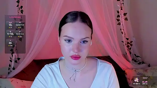 Snapshot of MishkaMe chatting on January 15, 2025, 12:58 pm MishkaMe online show from January 15, 2025, 12:58 pm