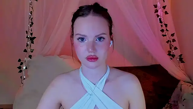 Snapshot of MishkaMe chatting on January 29, 2025, 4:41 pm MishkaMe online show from January 29, 2025, 4:41 pm