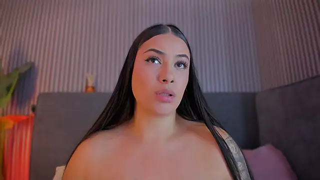 Snapshot of pamelaa_vega chatting on June 11, 2026, 12:32 am pamelaa vega online show from June 11, 2026, 12:32 am