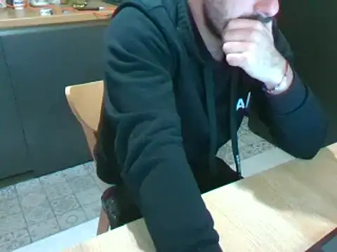 giorgakaci69 online show from December 9, 2024, 12:01 am