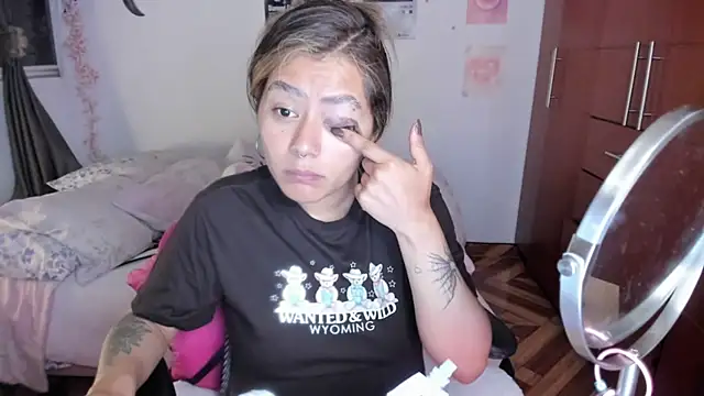 StephaniFox online show from February 15, 2026, 2:01 am