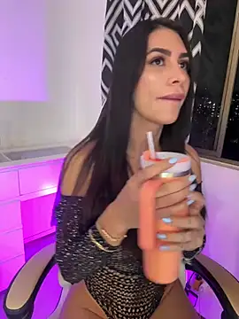 Snapshot of Dj_scarlettmorreti chatting on March 18, 2025, 12:19 am Dj scarlettmorreti online show from March 18, 2025, 12:19 am