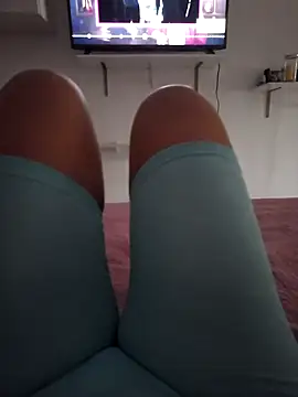 Snapshot of buterfly1519 chatting on November 16, 2025, 7:40 pm buterfly1519 online show from November 16, 2025, 7:40 pm