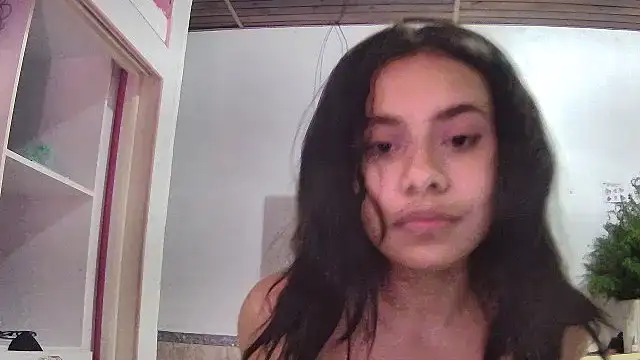 hannaxnatx online show from November 7, 2025, 1:10 am