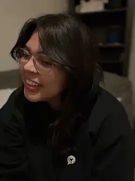 Snapshot of miacanela_xo chatting on February 2, 2026, 2:54 am miacanela xo online show from February 2, 2026, 2:54 am