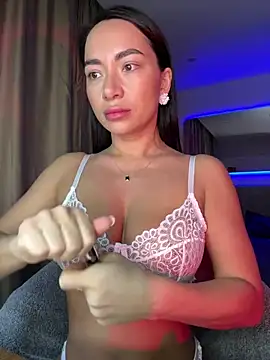 Snapshot of Melisa_Ester chatting on February 25, 2025, 3:20 pm Melisa Ester online show from February 25, 2025, 3:20 pm