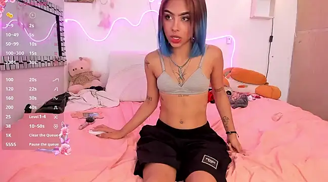 Snapshot of lilith_horny chatting on January 14, 2025, 6:13 am lilith horny online show from January 14, 2025, 6:13 am