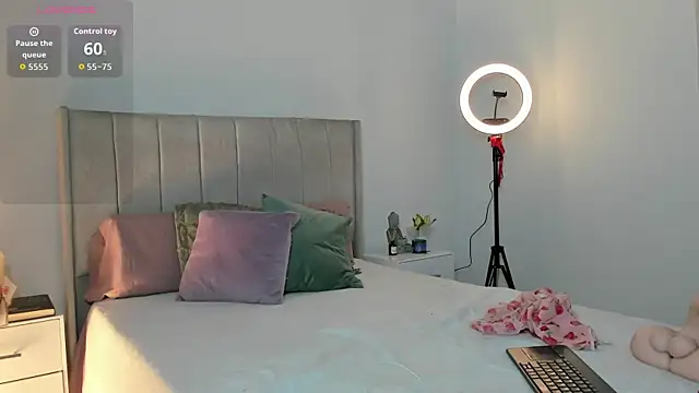 1m megan online show from February 17, 2026, 3:48 am