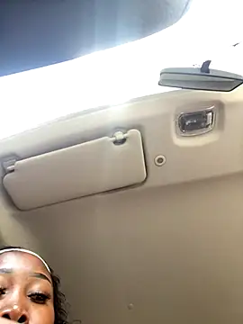 Snapshot of AssMilkymellowxx chatting on November 19, 2025, 11:32 am AssMilkymellowxx online show from November 19, 2025, 11:32 am