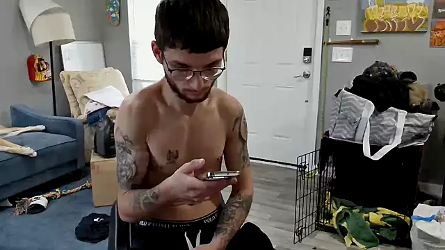 Snapshot of hungkubenski chatting on November 25, 2025, 7:03 pm hungkubenski online show from November 25, 2025, 7:03 pm