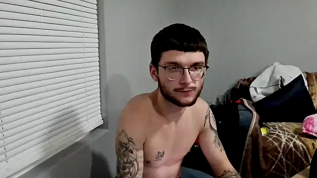 hungkubenski online show from December 2, 2025, 2:12 am