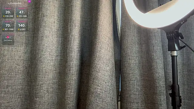 AsteriaHamel online show from February 6, 2026, 3:24 am