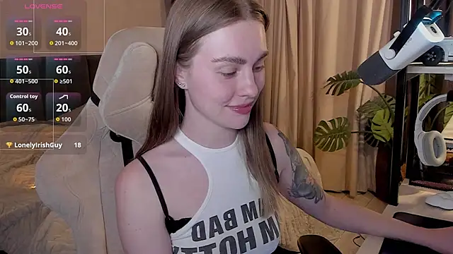 Snapshot of LoveGameSexx chatting on May 3, 2026, 4:54 pm LoveGameSexx online show from May 3, 2026, 4:54 pm