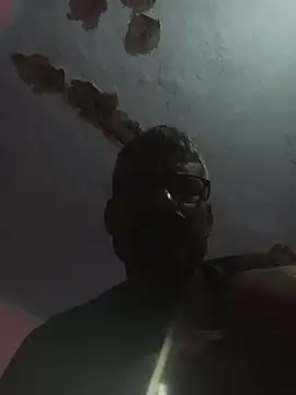 HORNY4UDESI online show from November 27, 2025, 2:45 am