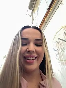 Snapshot of EvaSunderland chatting on May 23, 2026, 3:33 pm EvaSunderland online show from May 23, 2026, 3:33 pm