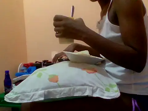 Sweetrata  online show from April 1, 2026, 7:00 pm