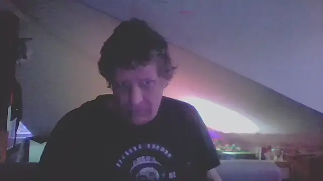 Bigthroaterboy online show from May 13, 2026, 3:35 am