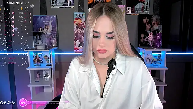 Snapshot of Ellen_Soft chatting on March 9, 2025, 9:35 am Ellen Soft online show from March 9, 2025, 9:35 am