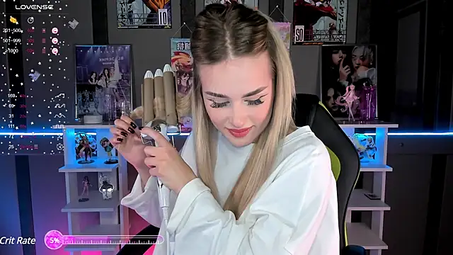 Snapshot of Ellen_Soft chatting on March 19, 2025, 4:24 pm Ellen Soft online show from March 19, 2025, 4:24 pm