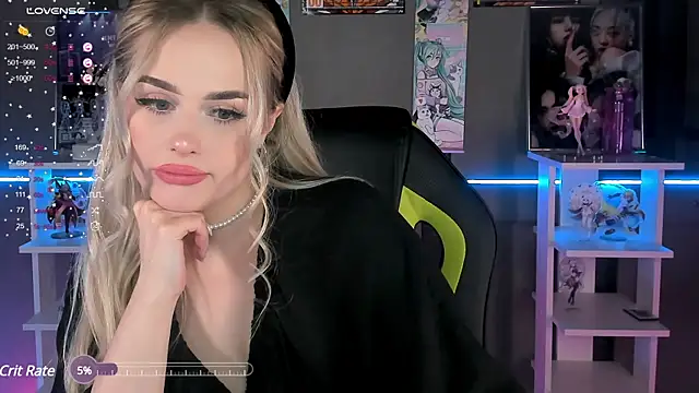 Snapshot of Ellen_Soft chatting on February 13, 2025, 8:03 pm Ellen Soft online show from February 13, 2025, 8:03 pm