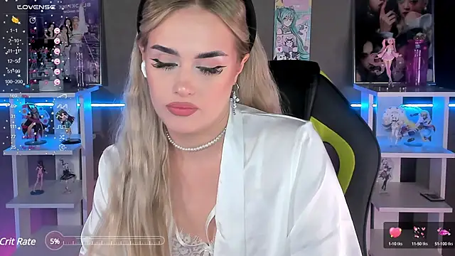 Snapshot of Ellen_Soft chatting on February 6, 2025, 8:23 pm Ellen Soft online show from February 6, 2025, 8:23 pm