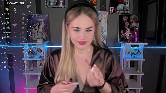 Snapshot of Ellen_Soft chatting on November 6, 2025, 5:06 pm Ellen Soft online show from November 6, 2025, 5:06 pm