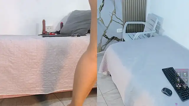 YUSELFI ROSS  online show from November 19, 2025, 12:16 pm