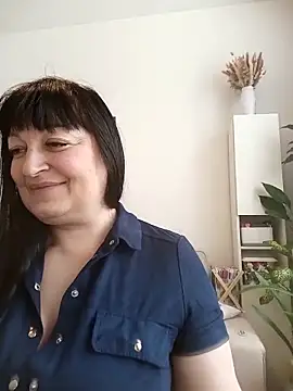 Snapshot of Women-pleasures chatting on February 27, 2026, 9:53 am Women-pleasures online show from February 27, 2026, 9:53 am