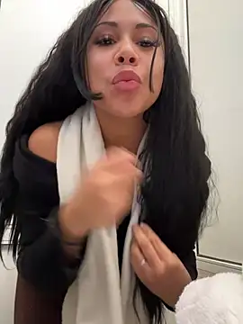 HaileyDiana online show from January 14, 2026, 11:36 am