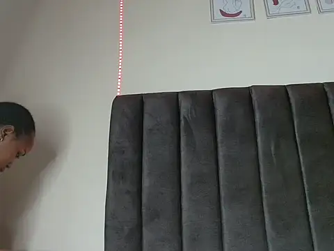 Snapshot of Miss_hot_candy chatting on December 8, 2024, 4:22 am Miss hot candy online show from December 8, 2024, 4:22 am